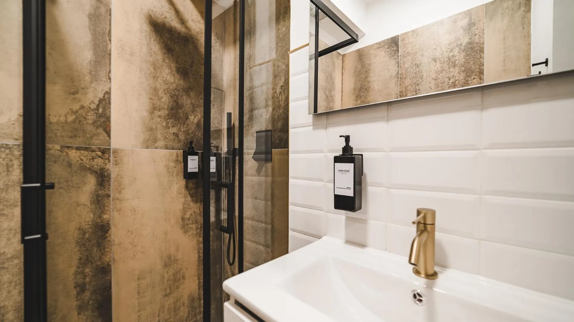 Tibur Domus B&B Rzym Nocleg ze śniadaniem