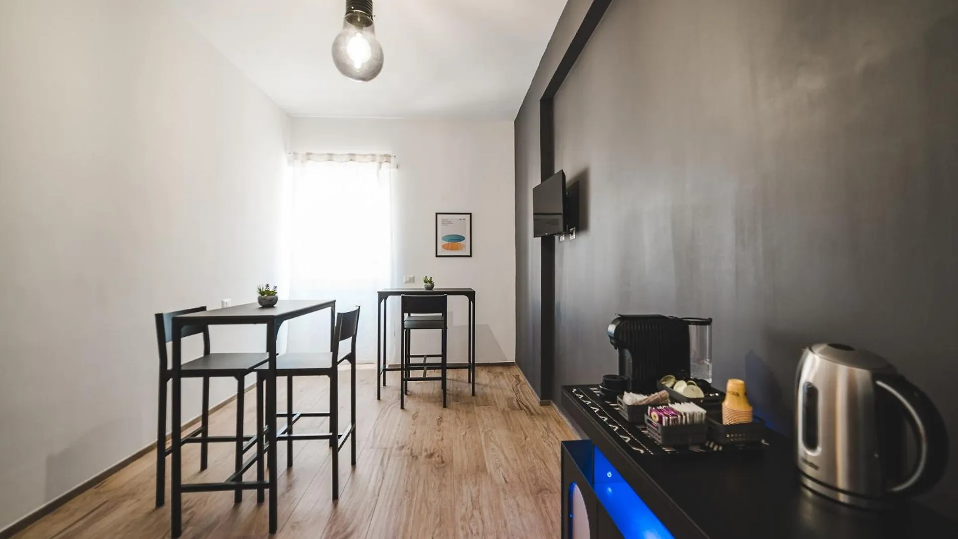 Tibur Domus B&B Rome